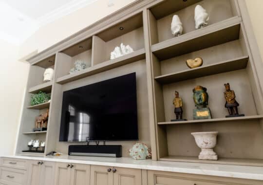 Built-Ins & Cabinetry Features